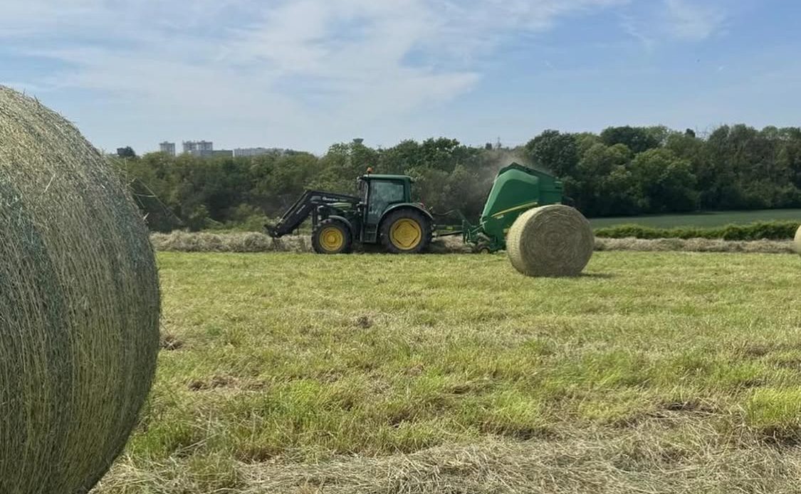 foin tracteur